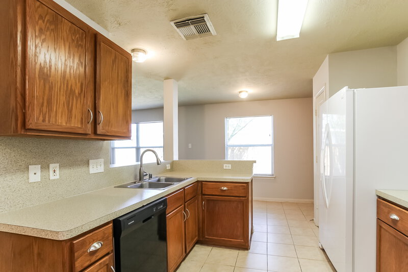 1,855/Mo, 19618 Winston Hill Dr Cypress, TX 77433 Kitchen View