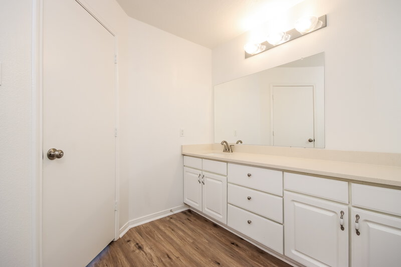 2,085/Mo, 17910 Juniper Green Trl Humble, TX 77346 Main Bathroom View 2