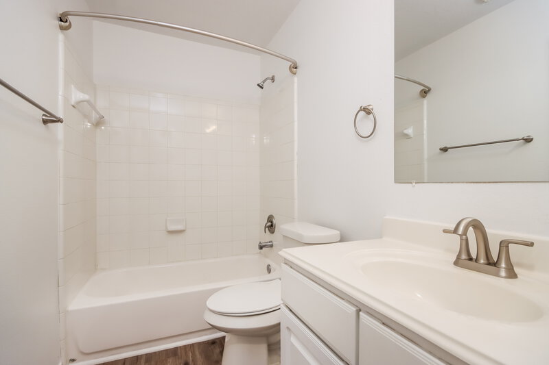 2,085/Mo, 17910 Juniper Green Trl Humble, TX 77346 Bathroom View