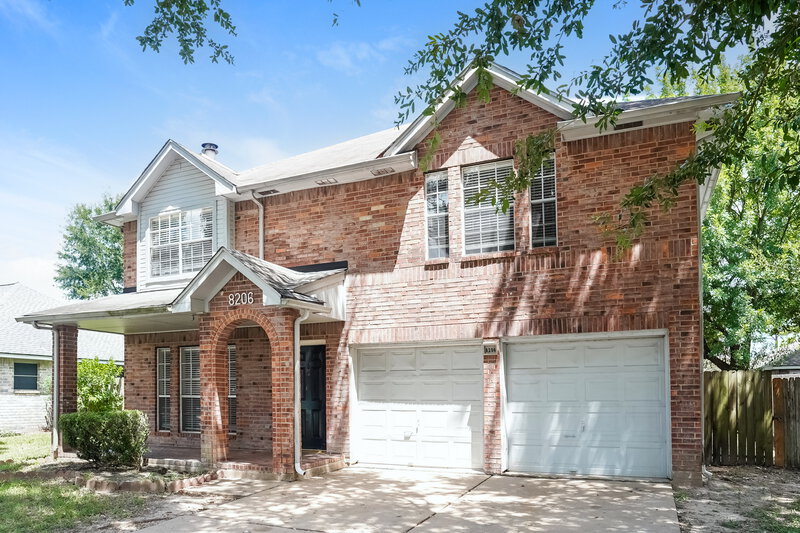 1,930/Mo, 8206 Holmwood Dr Houston, TX 77040 Front View