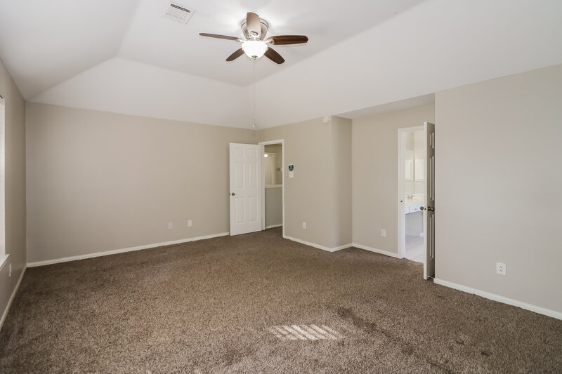 1,925/Mo, 8206 Holmwood Dr Houston, TX 77040 Main Bedroom View 2
