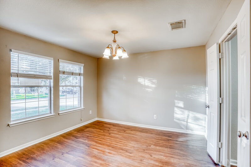 1,995/Mo, 9702 Winter Bloom Ln Houston, TX 77088 Misc View 3