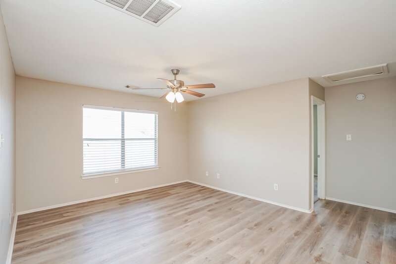 2,115/Mo, 12910 Hunters Field Ln Houston, TX 77044 Family Room View