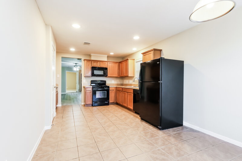 1,810/Mo, 21639 Kingston Terrace Ln Spring, TX 77379 Kitchen View 2