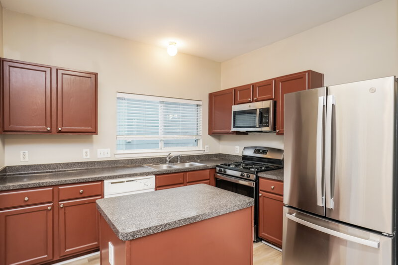 1,765/Mo, 20627 Sycamore Crest Ln Katy, TX 77449 Kitchen View 2