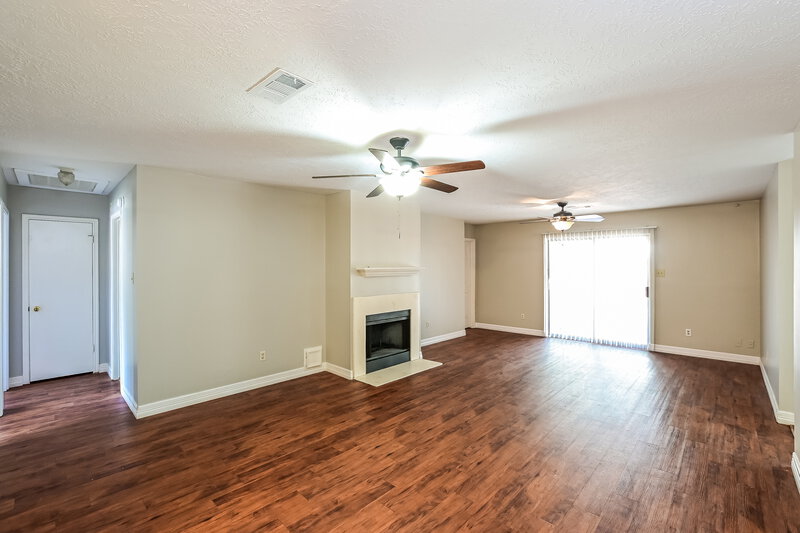 1,715/Mo, 28710 Raestone St Spring, TX 77386 Living Room View