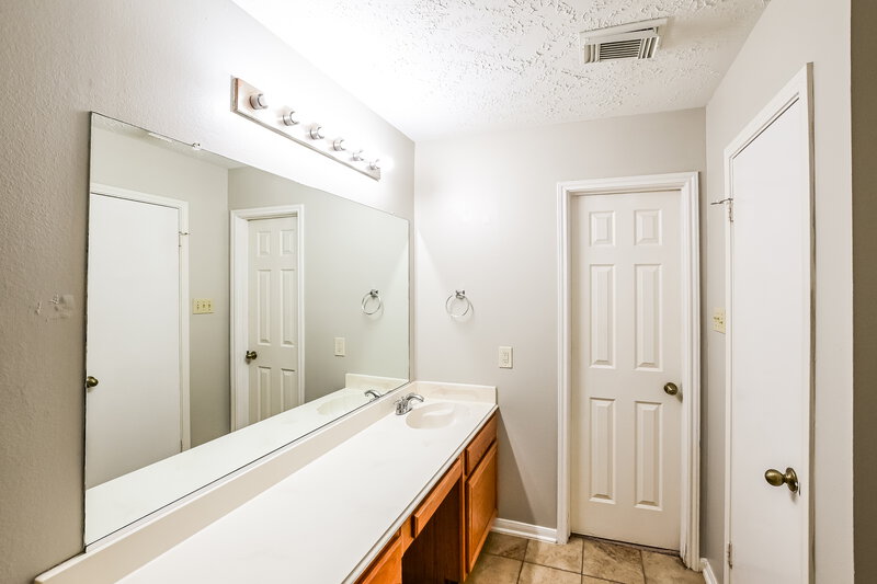 1,715/Mo, 28710 Raestone St Spring, TX 77386 Main Bathroom View 2