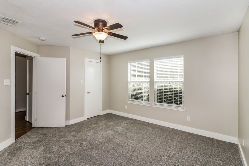 1,810/Mo, 19806 Falcon Hill Ct Cypress, TX 77433 Main Bedroom View 2
