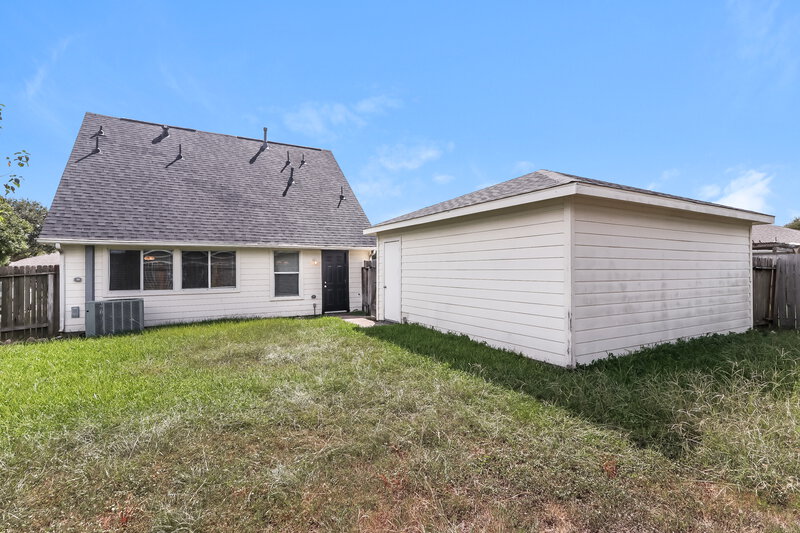 1,810/Mo, 19806 Falcon Hill Ct Cypress, TX 77433 Rear View