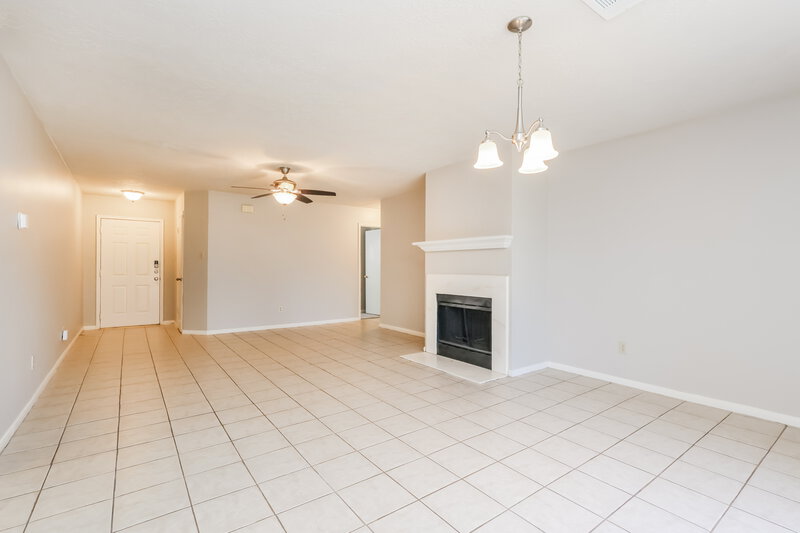 1,655/Mo, 28907 Binefield St Spring, TX 77386 Living Room View 3