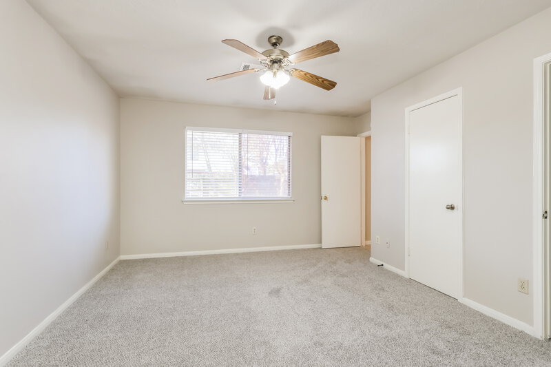 1,655/Mo, 28907 Binefield St Spring, TX 77386 Main Bedroom View 2