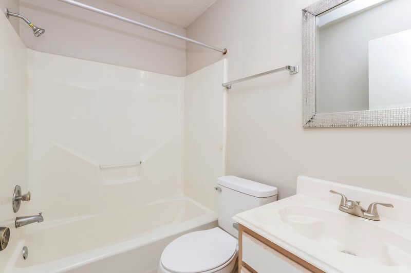1,655/Mo, 28907 Binefield St Spring, TX 77386 Bathroom View