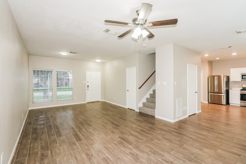 2,200/Mo, 19202 Buckeye Ridge Way Houston, TX 77084 Living Room View