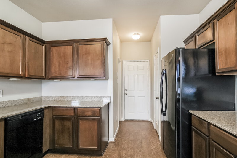 2,095/Mo, 9506 Green Mills Dr Houston, TX 77070 Kitchen View