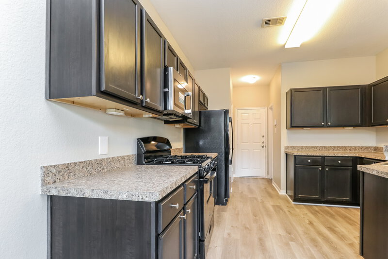 2,030/Mo, 13058 Rose Landing Dr Houston, TX 77070 Kitchen View
