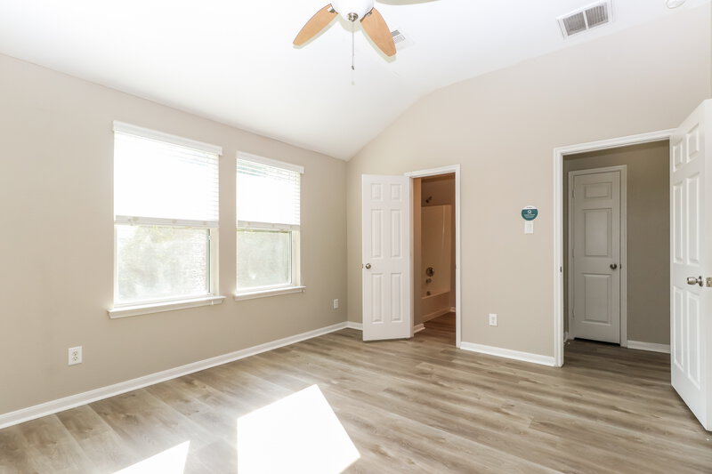 2,030/Mo, 13058 Rose Landing Dr Houston, TX 77070 Main Bedroom View