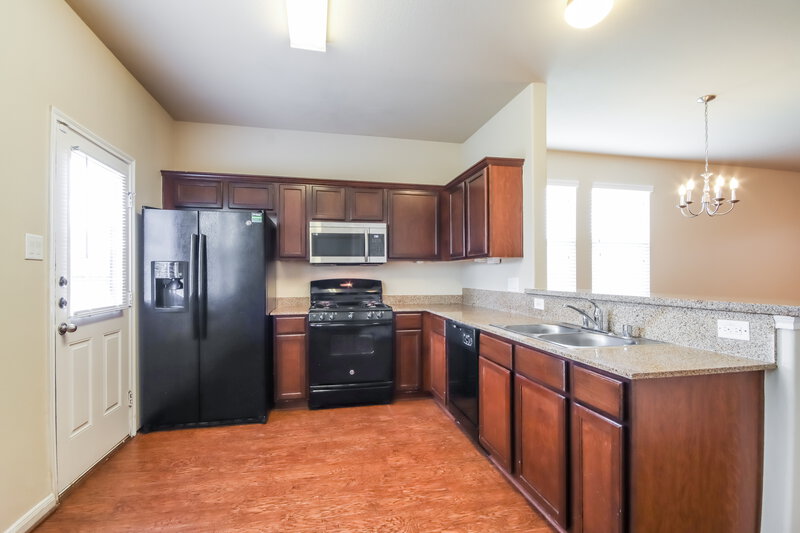 1,980/Mo, 9439 Spring Miller Dr Houston, TX 77070 Kitchen View