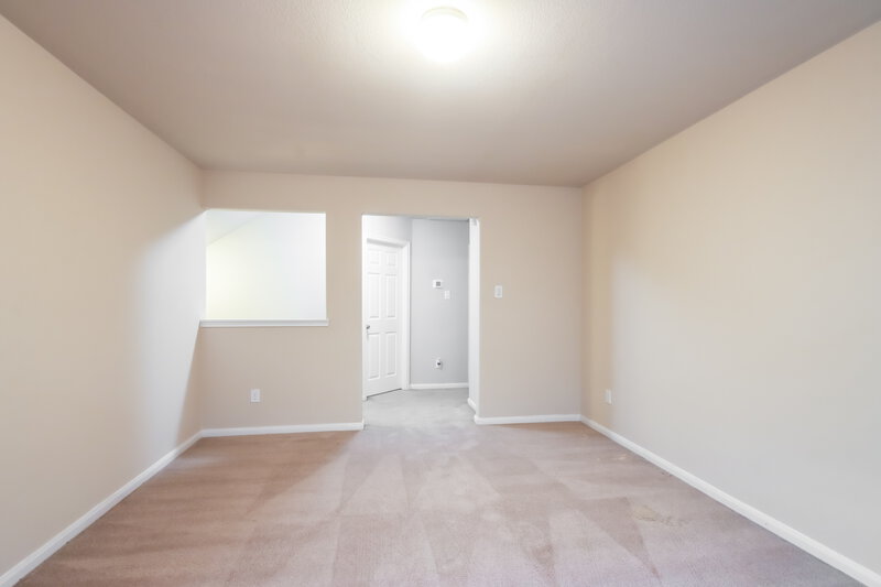 1,980/Mo, 9439 Spring Miller Dr Houston, TX 77070 Family Room View