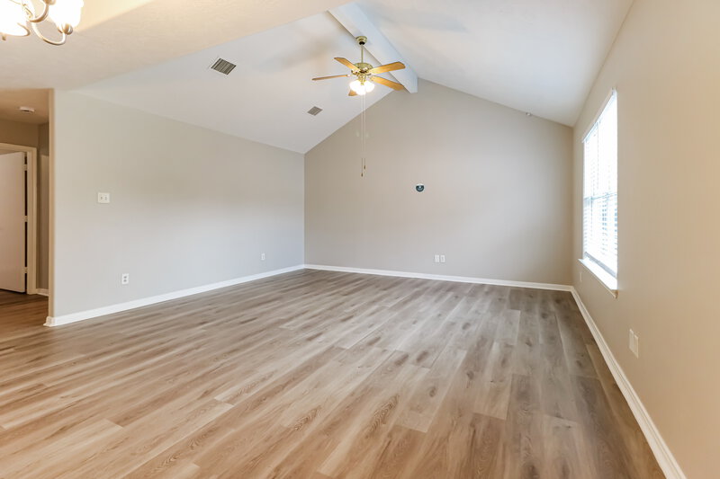 1,795/Mo, 16201 N View Ct Conroe, TX 77302 Living Room View