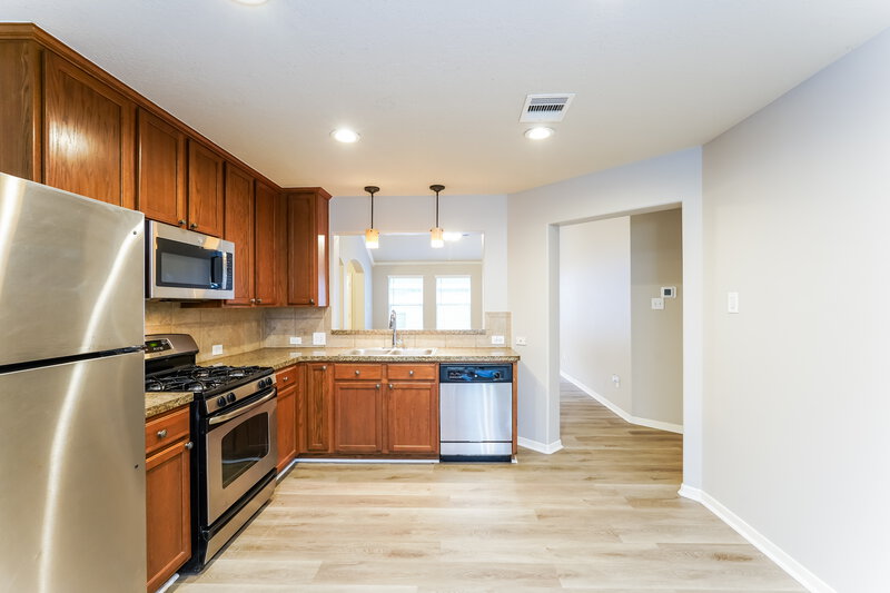 1,830/Mo, 1710 Leafhopper Ln Conroe, TX 77301 Kitchen View 2