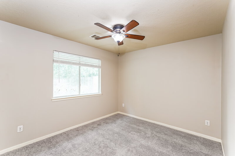 1,830/Mo, 1710 Leafhopper Ln Conroe, TX 77301 Bedroom View