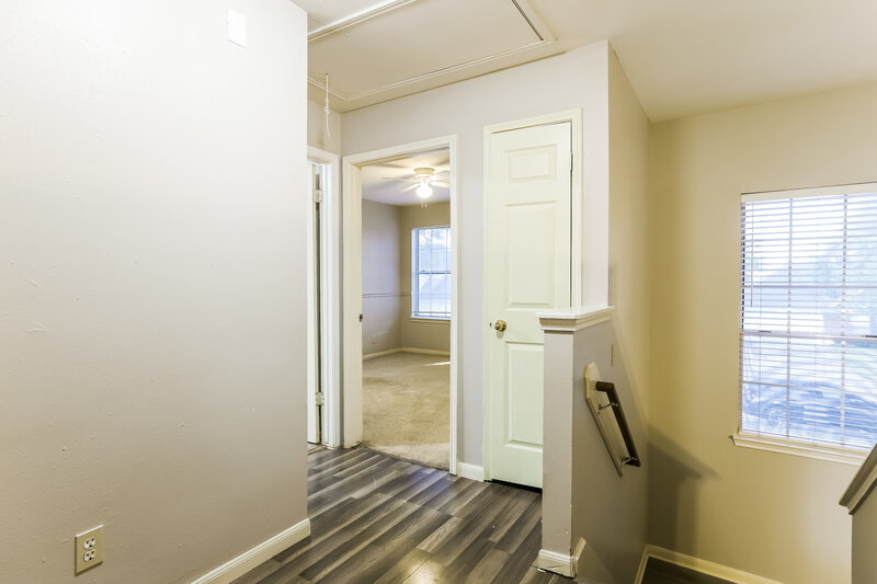 1,790/Mo, 18626 Droitwich Dr Humble, TX 77346 Hallway View