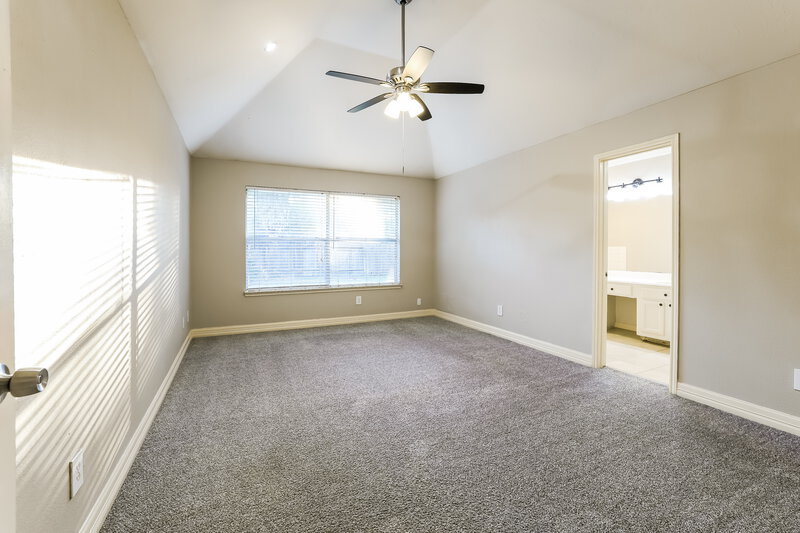 1,790/Mo, 18626 Droitwich Dr Humble, TX 77346 Main Bedroom View