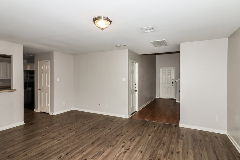 1,940/Mo, 4607 Wheatstone Ct Richmond, TX 77469 Living Room View 2
