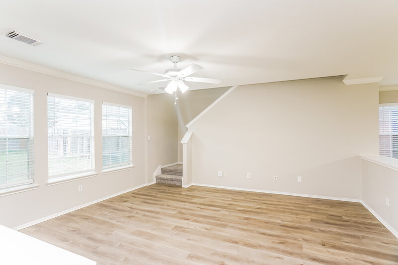 1,775/Mo, 5827 Clerkenwell Dr Houston, TX 77084 Living Room View