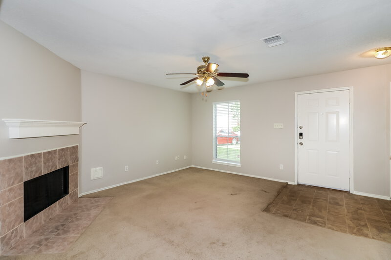 2,660/Mo, 8715 Deer Meadow Dr Houston, TX 77071 Living Room View