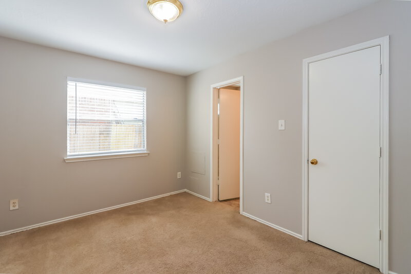 2,660/Mo, 8715 Deer Meadow Dr Houston, TX 77071 Bedroom View 3