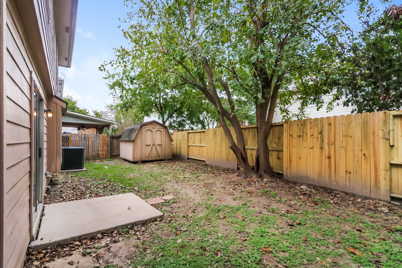 2,660/Mo, 8715 Deer Meadow Dr Houston, TX 77071 Exterior View