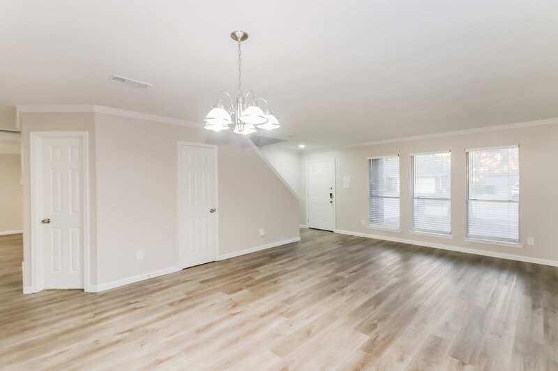 2,390/Mo, 12639 Timbermeadow Dr Houston, TX 77070 Living Room View
