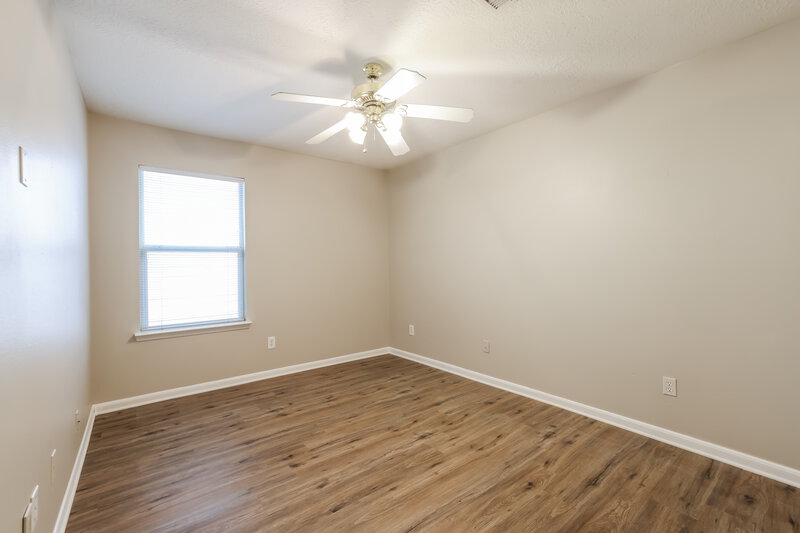 1,760/Mo, 13302 Remme Ridge Ln Houston, TX 77047 Bedroom View