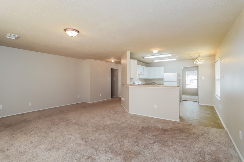 1,880/Mo, 18711 Cleeve Close Humble, TX 77346 Living Room View