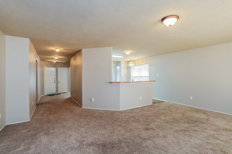 1,880/Mo, 18711 Cleeve Close Humble, TX 77346 Living Room View 2