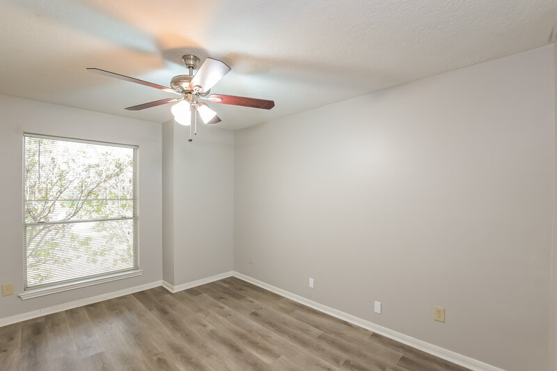 2,050/Mo, 18035 June Forest Dr Humble, TX 77346 Bedroom View 2