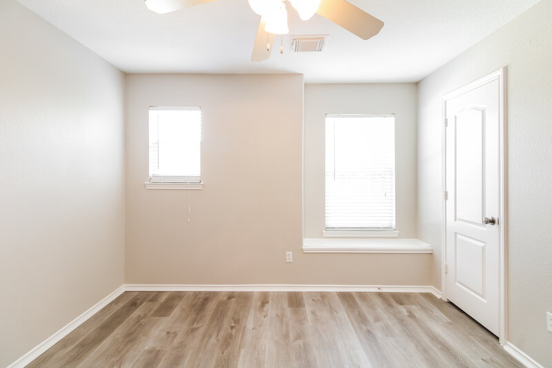 2,455/Mo, 18131 Valebluff Ln Cypress, TX 77429 Bedroom View 3