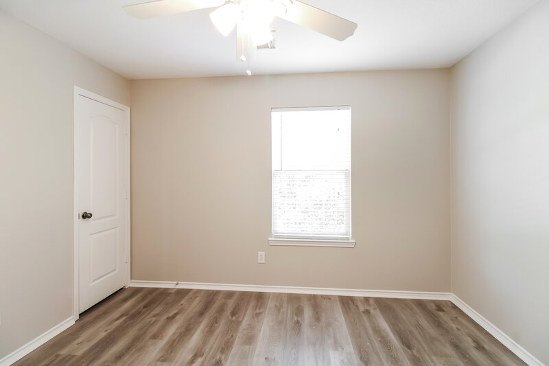 2,455/Mo, 18131 Valebluff Ln Cypress, TX 77429 Bedroom View 4