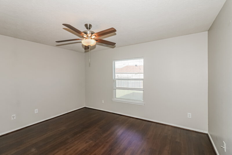 1,785/Mo, 20518 Holly Barr Ln Cypress, TX 77433 Main Bedroom View