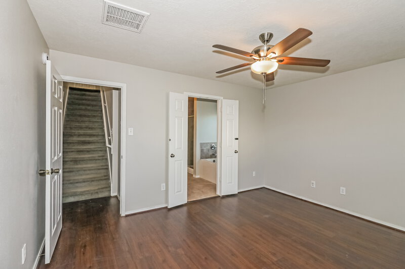 1,785/Mo, 20518 Holly Barr Ln Cypress, TX 77433 Main Bedroom View 2