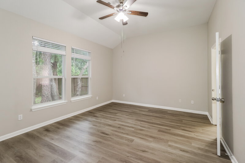 1,840/Mo, 999 Arbor Way Conroe, TX 77303 Main Bedroom View 2