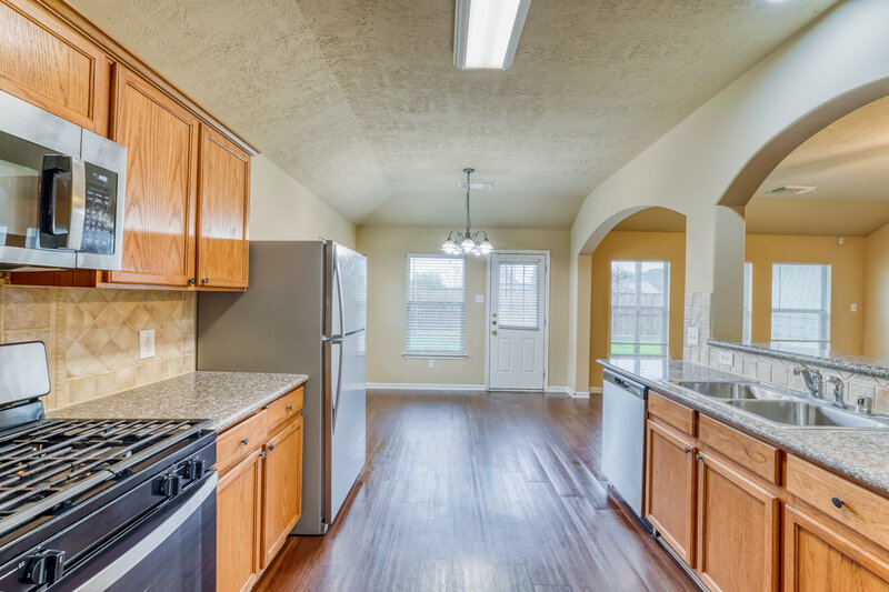 1,810/Mo, 19642 Brisbane Meadows Ct Katy, TX 77449 Kitchen View 2