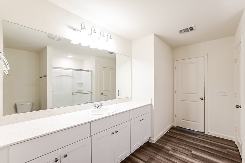 2,185/Mo, 4020 Tulip Tree Ln Brookshire, TX 77423 Bathroom View