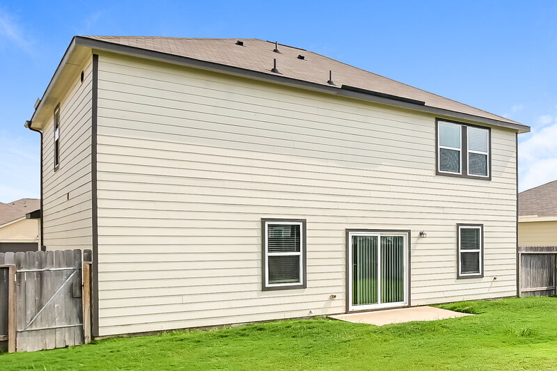 2,185/Mo, 4020 Tulip Tree Ln Brookshire, TX 77423 Rear View