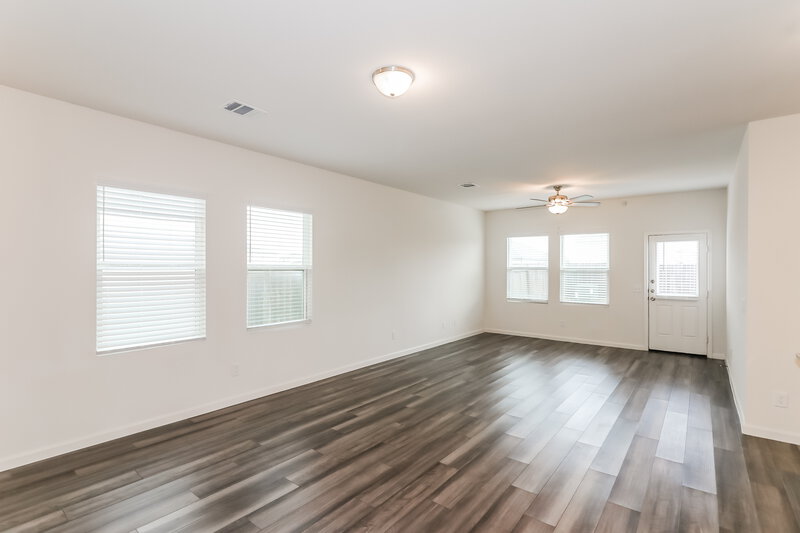 2,030/Mo, 4072 Scarlet Oak Ln Brookshire, TX 77423 Living Room View