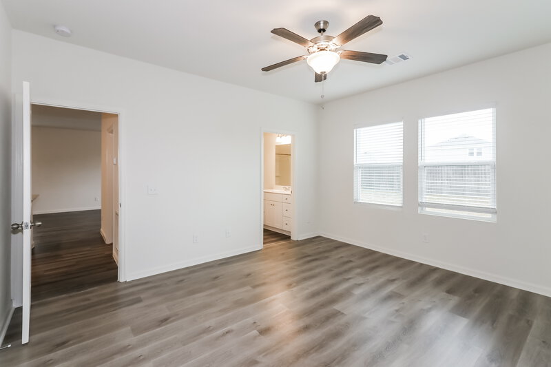 2,030/Mo, 4072 Scarlet Oak Ln Brookshire, TX 77423 Main Bedroom View