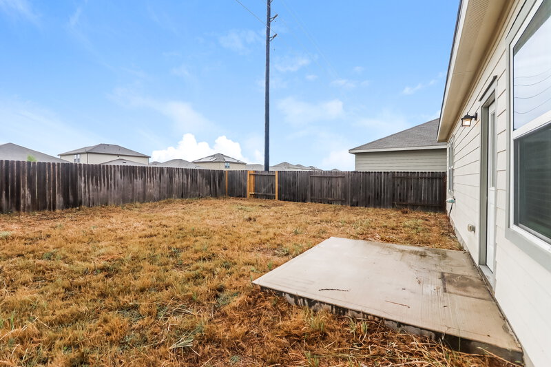 2,030/Mo, 4072 Scarlet Oak Ln Brookshire, TX 77423 Rear View