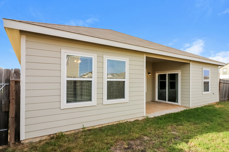 2,205/Mo, 4028 Silver Linden Ln Brookshire, TX 77423 Rear View