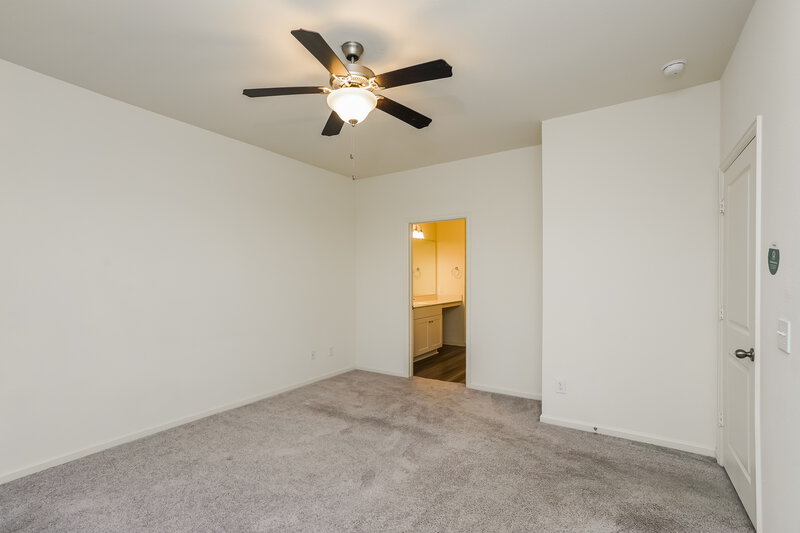 2,205/Mo, 4049 Fringe Tree Ln Brookshire, TX 77423 Main Bedroom View